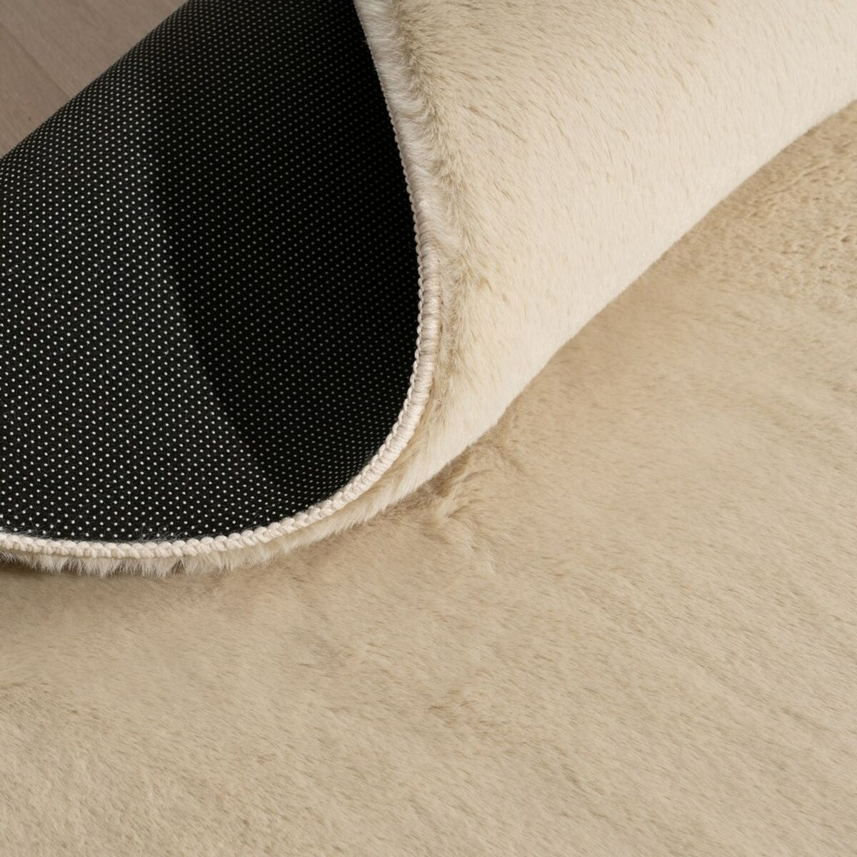 V7HD0356E35004599F48EB08827D483F8FFR5467269P4